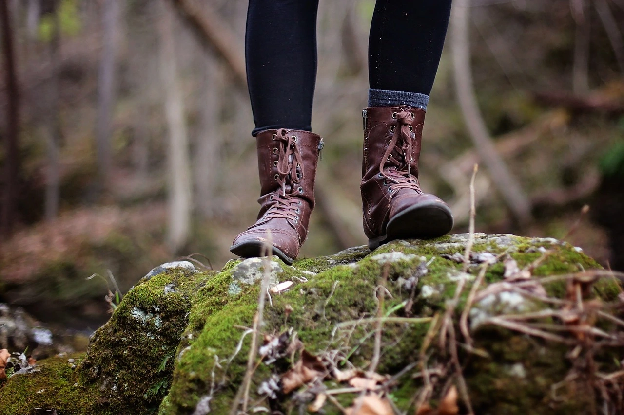 Bottes À Talon 2025 : L'Élégance Incroyable En Cuir Soutenable 1 Bottes à Talons : Symbole de Style, de Confiance et d’Empowerment Féminin
