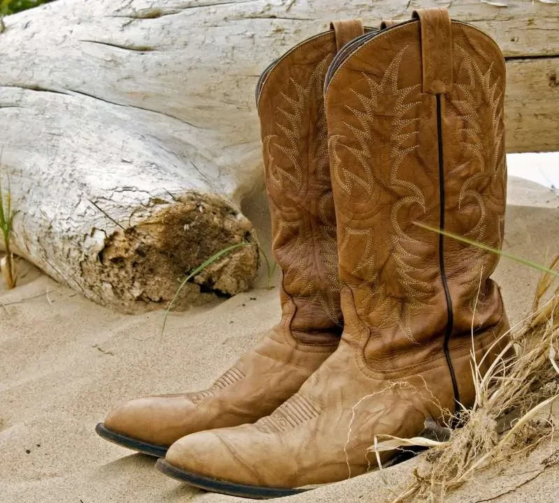 associer bottes western styles