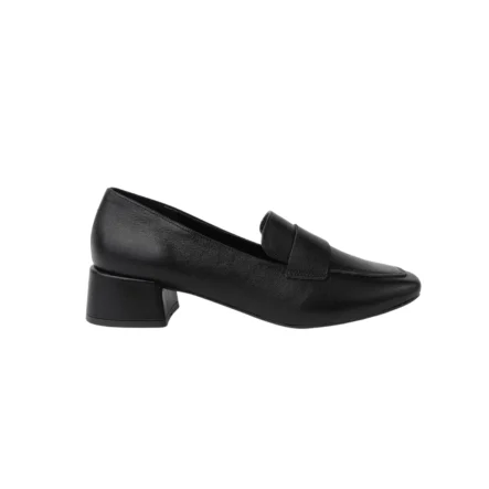 Sevilla – Mocassins en cuir noir à talon bas en cuir souple certifié LWG, confortables et élégants pour un style urbain intemporel.