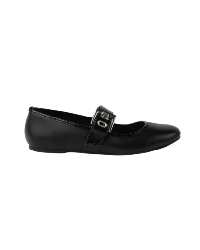 Babies en cuir noir lisse avec bride vernie et boucle métallique argentée, modèle Toulouse au style rétro chic et écoresponsable.